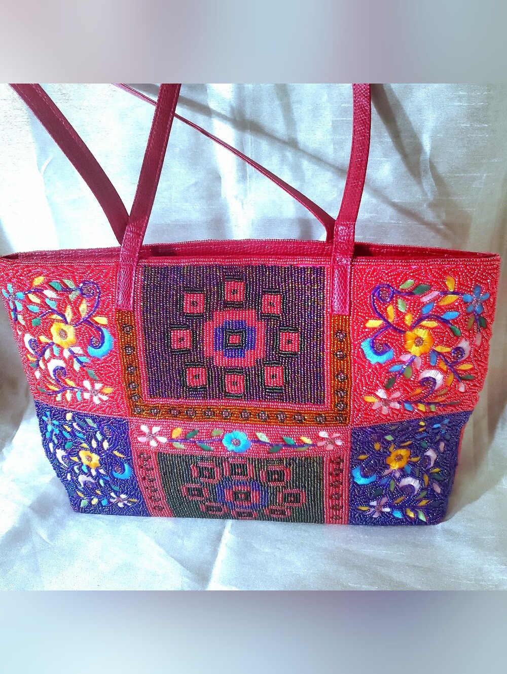 Rare Beaded Embroidered Red Patchwork Tote Bag - Stylish Women's Shoulder Bag - Picture 8 of 10